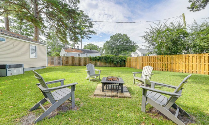 New Bern House | Pet-Friendly New Bern Home Near Historic Downtown
