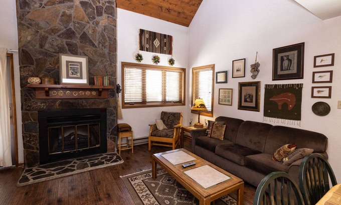 Whitefish Condo | Experience the Updated On-Mountain Condo with Pool & Spa