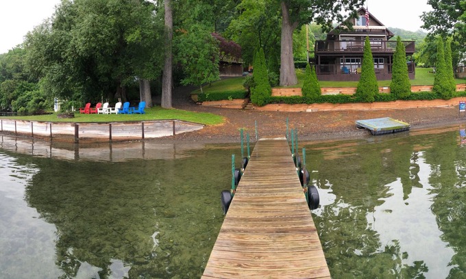 Penn Yan House | Experience Lakefront Bliss at Keuka Home with Private Beach