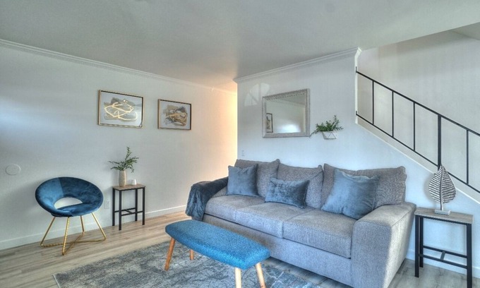 Chula Vista House | Upgraded 3 Bedroom Condo with Fireplace & Family Amenities