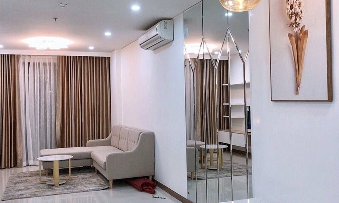 District 10 Apartment | Guest Rated 10/10: Uphoenix Home with City View & Pool