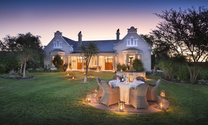 Makana House | Relaxing Uplands Homestead: Pool, Spa & Family-Friendly Stay