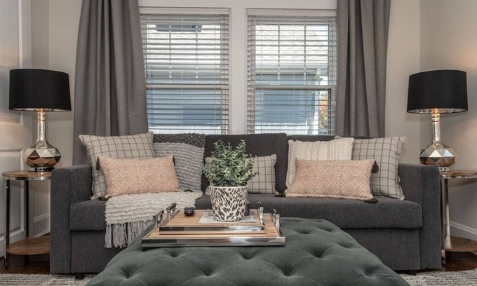 Mariemont Apartment | Upper Cambridge: Family-Friendly Retreat with Kitchen Access