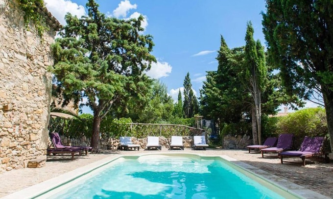 Ferrals-les-Corbieres House | Explore Upper Gite Violet: Pet-Friendly with Ocean Views