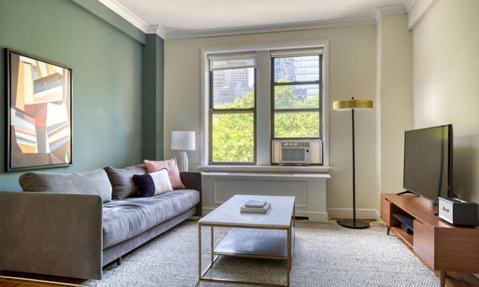 Lincoln Square Apartment | Stylish Upper West Side 1BR with Gym near Lincoln Square