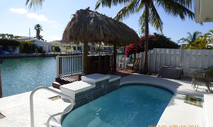 Key Colony Beach House | Upscale Duplex with Private Pool & Club Near Inch Beach