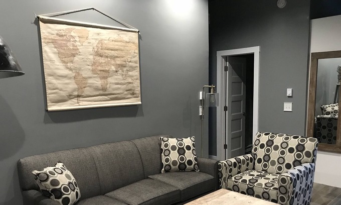 Bluffton Apartment | Cozy Retreat on Main with Kitchen Amenities