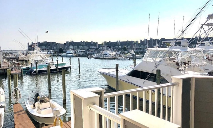 Ocean City House | Stylish Bayfront Townhouse with Balconies on 14th Street
