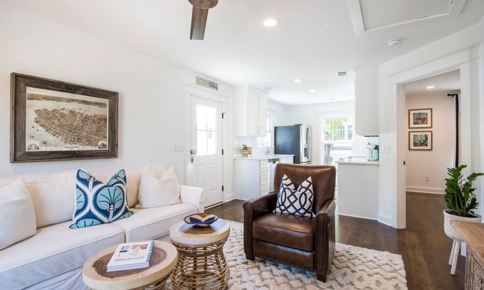 Old Village House | Couple's Retreat with Ocean Views & Breakfast in CHS