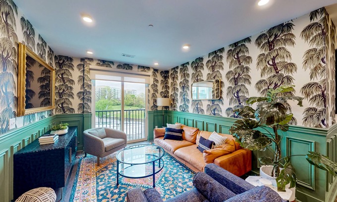 Rolling Mill Hill Condo | Vibrant Downtown Nashville Condo with Pool & Spa Amenities