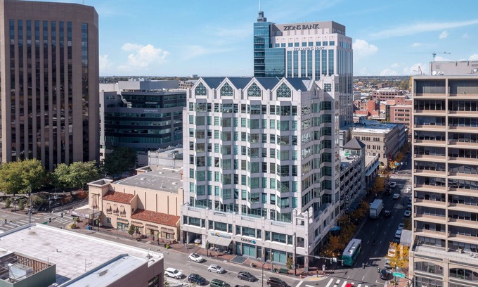 Boise Condo | Outstanding High Tower Living in Downtown Boise