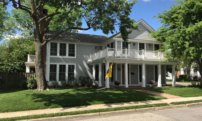 Eastport House | Pet-Friendly Getaway in Eastport/Annapolis - 10/10 Rated