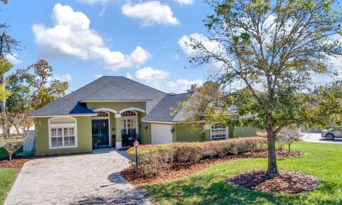 Sebring House | Stylish Home Close to Sebring International Raceway
