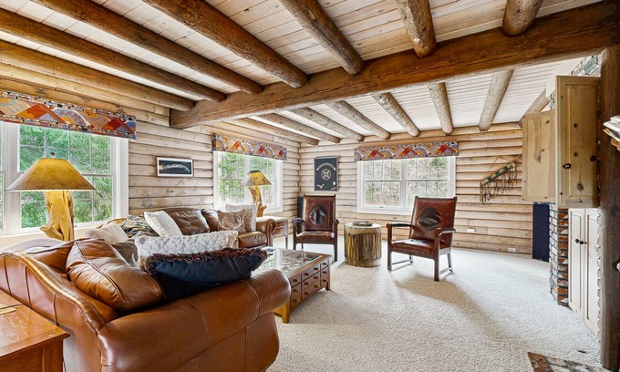 Trout Lake Cabin | Elegant Riverfront Lodge with Firepits & Game Room Near Mt. Adams