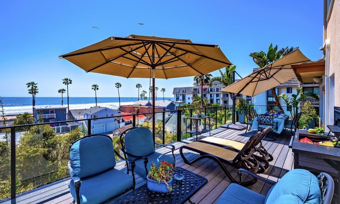 Townsite House | Beachfront Retreat with Ocean Views and Pool Access