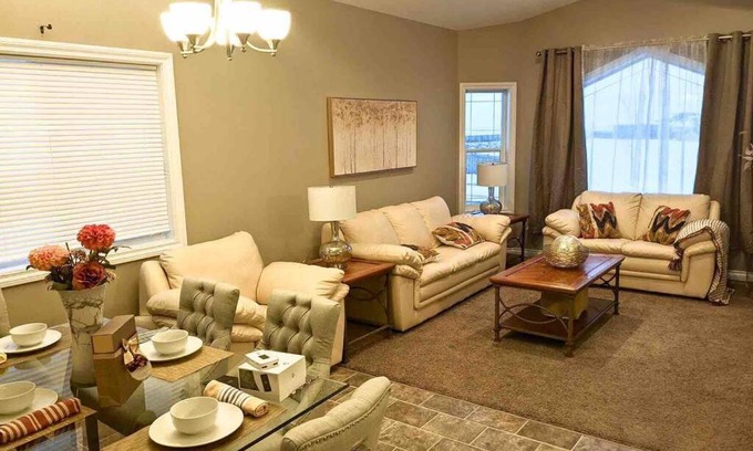 Grande Prairie Apartment | Prime Suite Near Dining, Shopping & Airport - Family Friendly