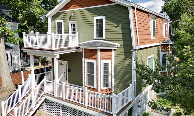 Washington Park Apartment | Elegant Unit 3 at Perrin Place with Pool & Breakfast