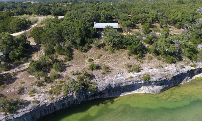 Dripping Springs House | Beautiful Waterfront Cabin with Pool & Spa near Dripping Springs