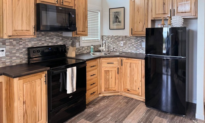 Dripping Springs Apartment | Upstay - Cabin Home in Dreamland