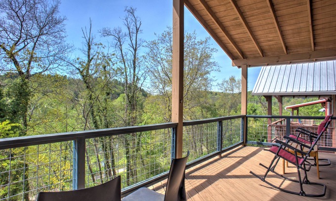 Asheville Cottage | Relaxing Upstream Cottage in Asheville with Hot Tub Access