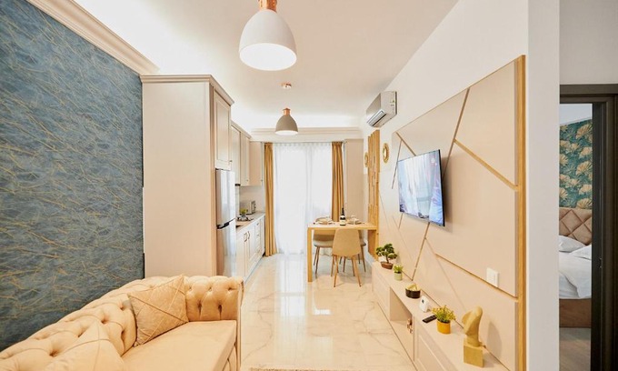Iasi Apartment | UpTown Apartments - Family-Friendly Stays with 9.8 Rating