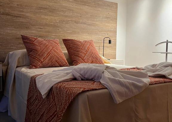 La Falda Apartment | Exceptional Uptown City Apart in La Falda with Kitchen