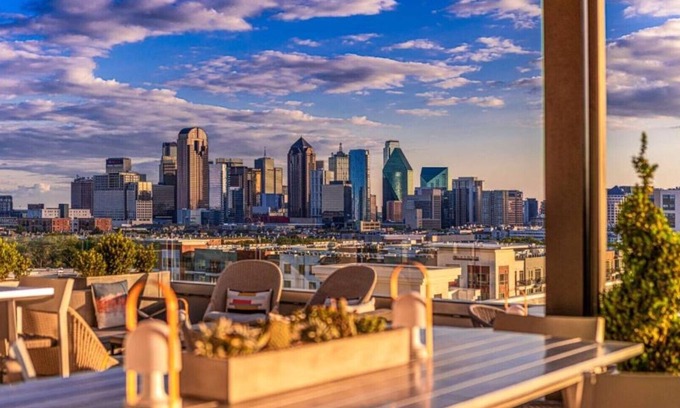 Cityplace House | Uptown Dallas stay with a rooftop lounge