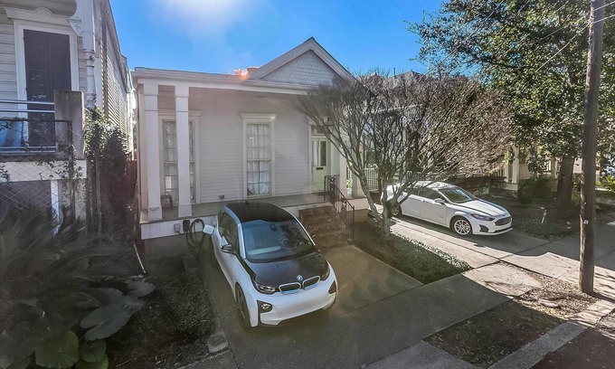 Audubon House | Ideal Stay Near Audubon Park with Pool and Hot Tub