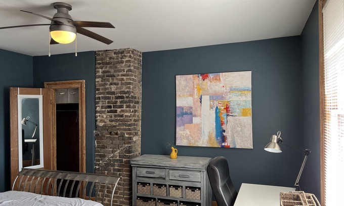 Milan House | Kid-Friendly Uptown Treehouse with Kitchen Amenities