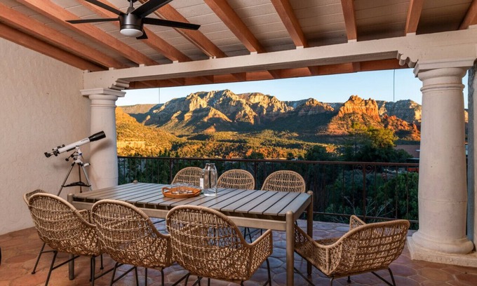 Uptown Sedona Apartment | Stylish 5BR Uptown Vista with Red Rock Views & Spa