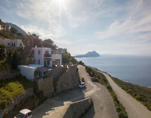 Aegiali Hotel | Oceanfront Comfort at Uranos Studios - 8.5/10 Guest Rated