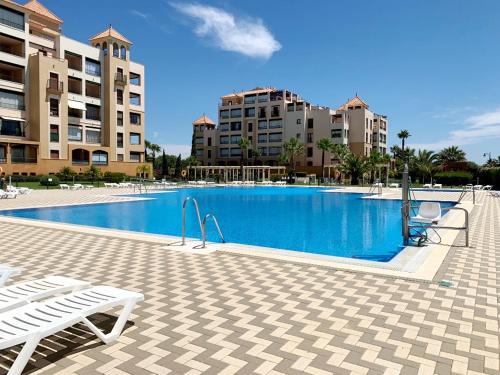Punta del Moral Apartment | Oceanfront Getaway at Urb Pelícanos Frontal al Mar