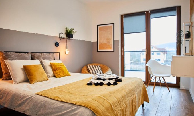 Bistrita Apartment | Top-Rated Urban Apartment with Breakfast & Family Amenities