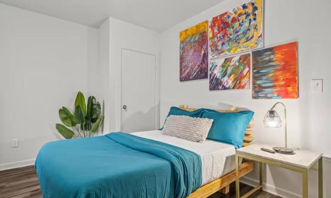 West Philadelphia Apartment | Modern Urban Apartments with Breakfast Near Center City