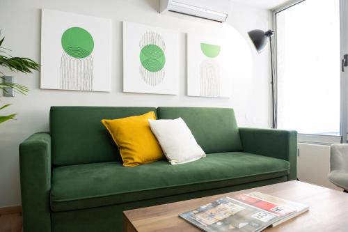 Xanthi Apartment | Inviting Urban Downtown Suite Xanthi - MenoHomes 4