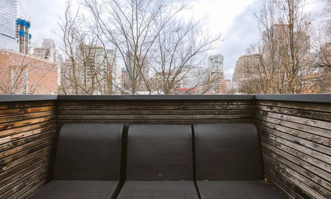 Bloor-Yorkville House | Urban Elegance Home in Yorkville|3bed3bths Parking