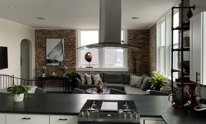 Cicero Apartment | Discover Urban Living in a Delightful Small Town