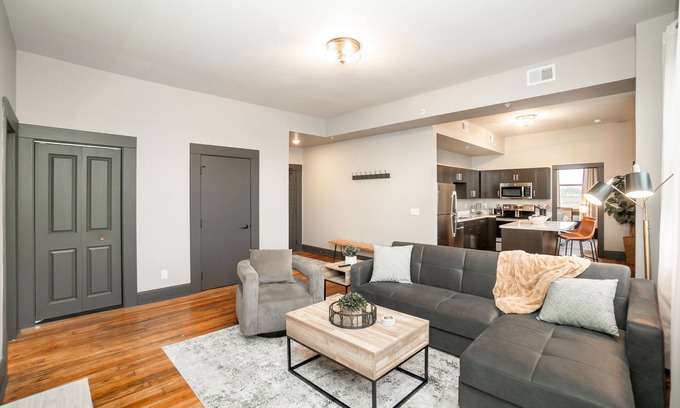 Waterloo Apartment | Experience Urban Lofts - Downtown Waterloo with Accessibility