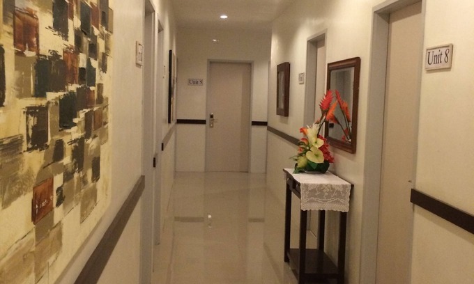 Roxas City Hotel | Cozy Urban Manor Hotel Annex: Family-Friendly Retreat