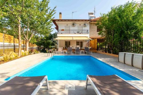 Kalamaria Villa | Tranquil Urban Oasis Pool Villa with Oceanfront Views