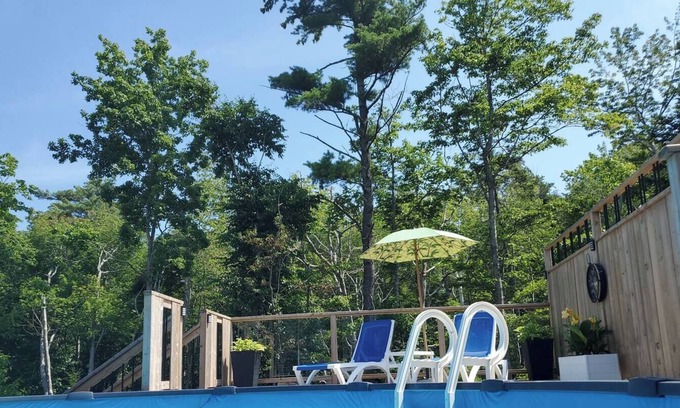 Bedford House | Urban Oasis w/ Heated Pool & Hot Tub & 3 Tier Deck
