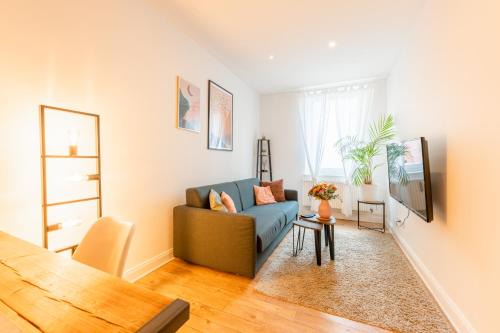 Bad Wilhelmshoehe Apartment | Pet-Friendly Urban Retreat: A Family Escape Awaits You