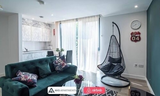 Sheffield Apartment | Urban Studio Perfect for City Explorers – APT 20