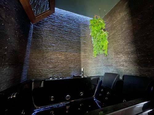 Veglie Apartment | Premier Urban Suite with Spa and Hot Tub Amenities