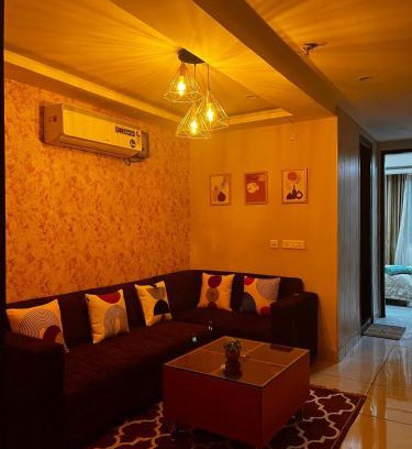Zirakpur Apartment | Pet-Friendly UrbanStay by Hey Studio: Your City Retreat