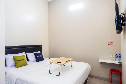 Tegal Hotel | Budget-Friendly Urbanview Hotel Syariah John Sweet Home