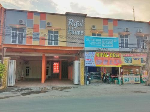 Tegal Hotel | Discover Urbanview Hotel Rifal Home Tegal for Families