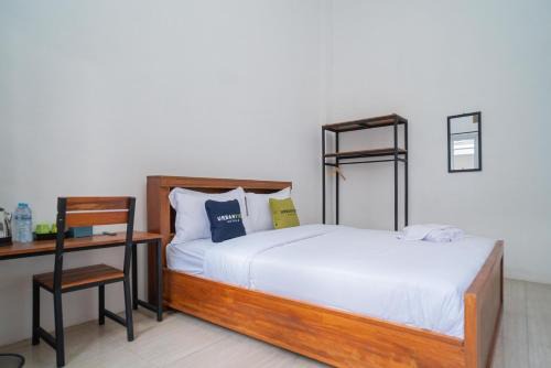Batu Hotel | Budget-Friendly Stay at Urbanview Hotel Sky Batu Malang