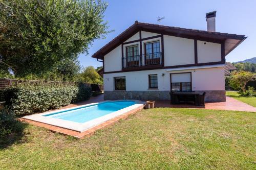 Busturia Villa | Discover Urdaibai Boutique: Family-Friendly Escape Awaits