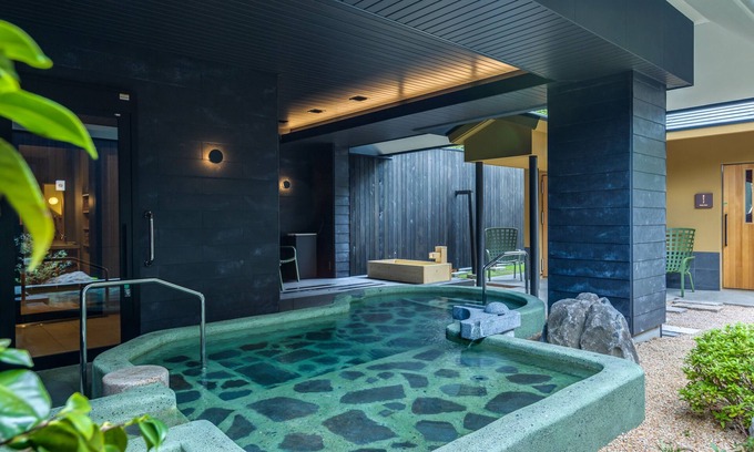 Ureshino Hotel | Experience Ureshino Yadoya: 4-Star Spa Retreat Awaits